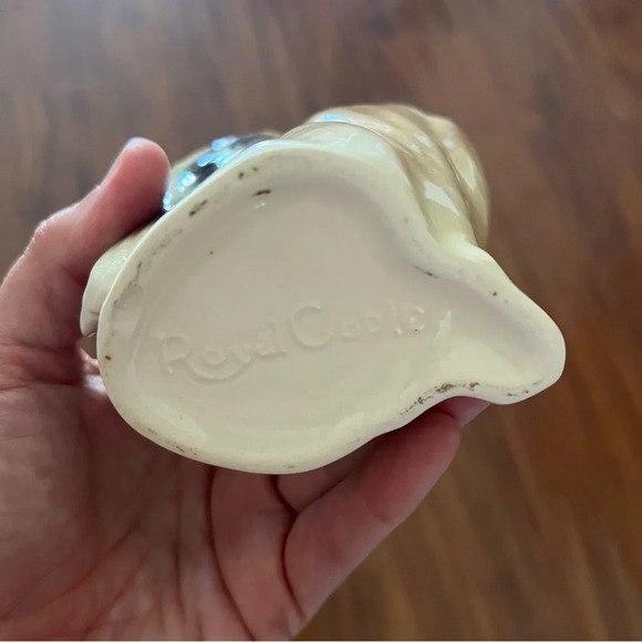 Vintage Royal Copley Planter Vase Figurine 6.5” Tall X 4” Wide - Picture 4 of 4